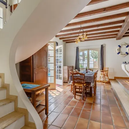 Villa Avec Piscine Chaufee Et