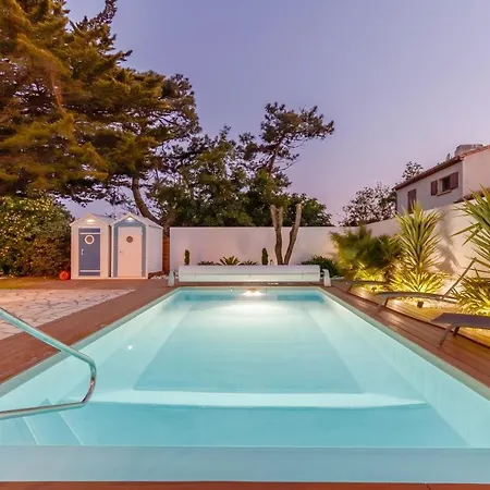 A Avec Piscine Chauffee Et A De 34 Degres * Brétignolles-sur-Mer